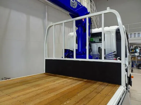 デュトロ 3.95t 高床 ワイドロング アルミブロック タダノ4段クレーン付