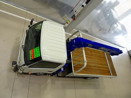 デュトロ 3.95t 高床 ワイドロング アルミブロック タダノ4段クレーン付