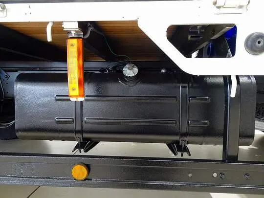 デュトロ 3.95t 高床 ワイドロング アルミブロック タダノ4段クレーン付