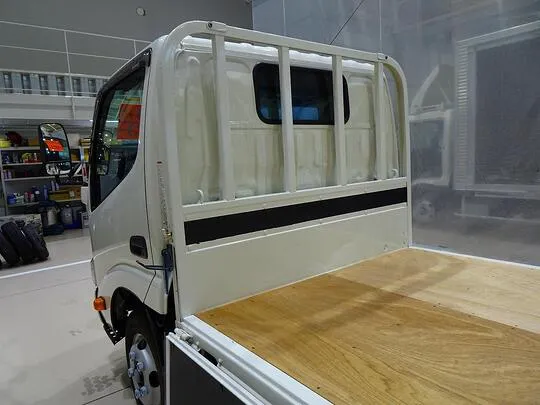 デュトロ 2t FJL 標準 平ボデー 総重量5t未満