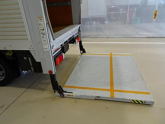 ダイナ 2t FJL 標準 アルミバン 垂直PG付