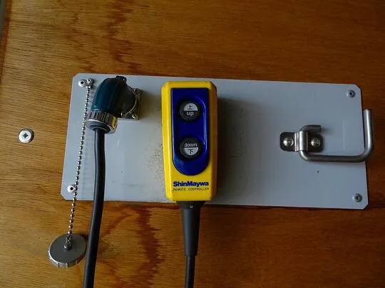 ダイナ 2t FJL 標準 アルミバン 垂直PG付