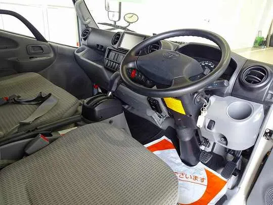 ダイナ 2t FJL 標準 アルミバン 垂直PG付