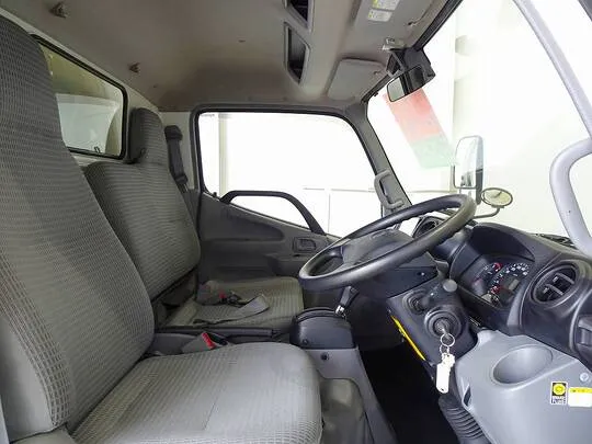 ダイナ 2t FJL 標準 アルミバン 垂直PG付