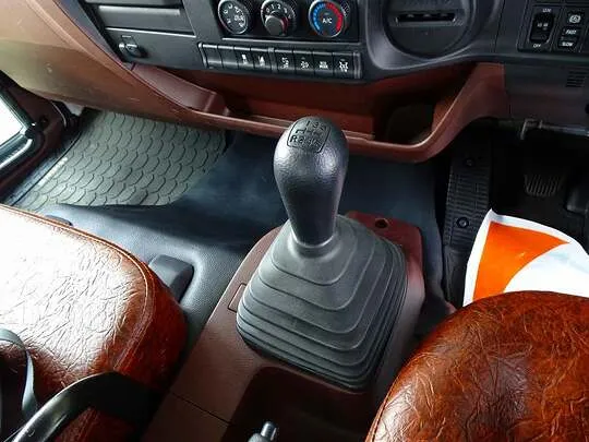 レンジャー 5t  増トン  標準ベッドレス ローダーダンプ 210ps