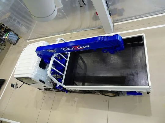 【年次点検済】エルフ 3t 高床 標準セミロング タダノ4段クレーン付