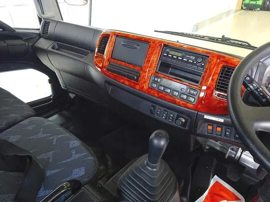 レンジャー 3.6t 標準ベッド付 アームロール 240ps