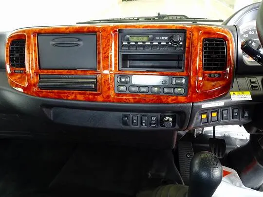 レンジャー 3.6t 標準ベッド付 アームロール 240ps