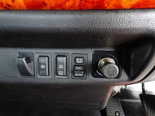 レンジャー 3.6t 標準ベッド付 アームロール 240ps