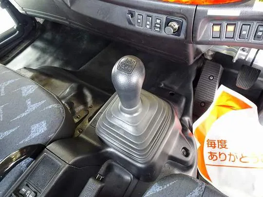 レンジャー 3.6t 標準ベッド付 アームロール 240ps