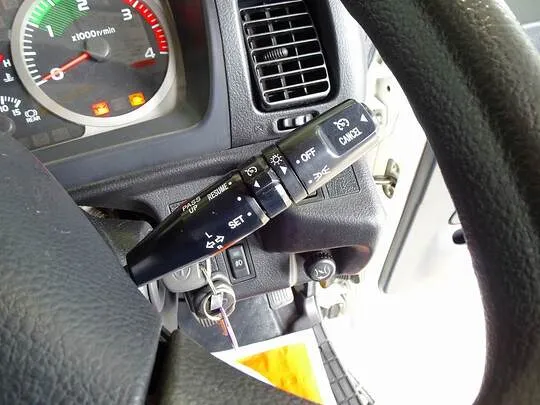 レンジャー 3.6t 標準ベッド付 アームロール 240ps