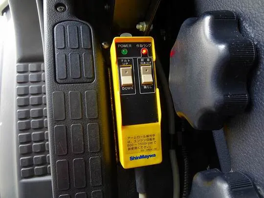 レンジャー 3.6t 標準ベッド付 アームロール 240ps