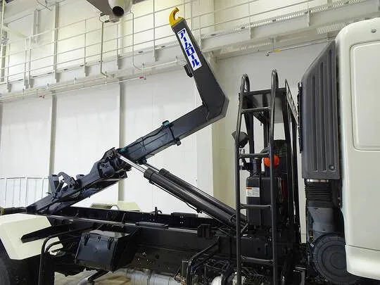 レンジャー 3.6t 標準ベッド付 アームロール 240ps