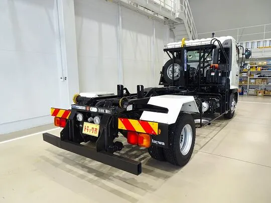 レンジャー 3.6t 標準ベッド付 アームロール 240ps