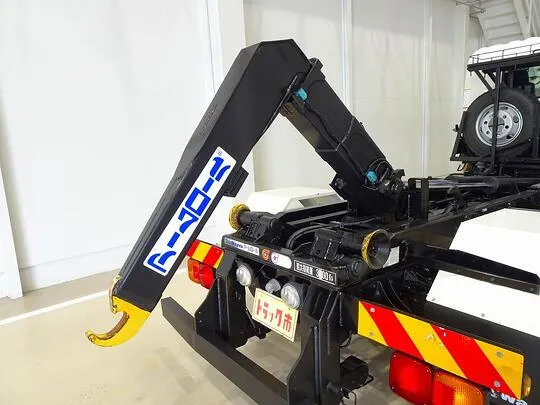 レンジャー 3.6t 標準ベッド付 アームロール 240ps