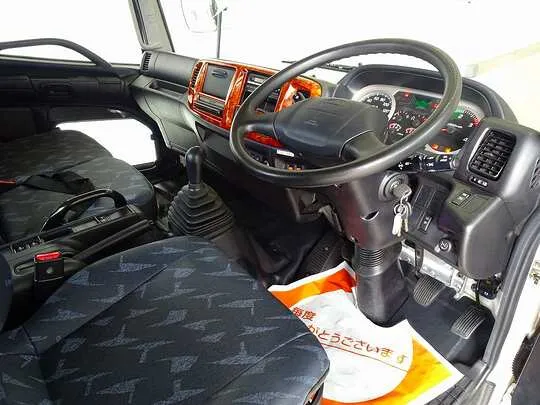 レンジャー 3.6t 標準ベッド付 アームロール 240ps