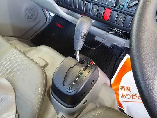 ダイナ 1.2t 4WD JL Sタイヤ 平ボデー