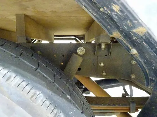 エルフ 1.15t 4WD FFL Sタイヤ Wキャブ