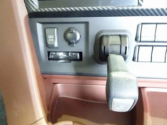 プロフィア 9t 3軸 2デフ ダンプ 380ps