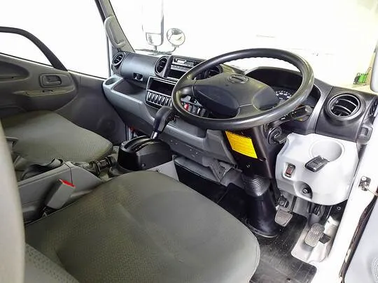 デュトロ 2.95t FJL 標準ロング アルミバン フルゲート付