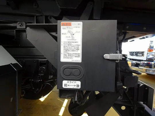 フォワード 7.1t 増トン 標準ベッドレス ローダーダンプ 240ps