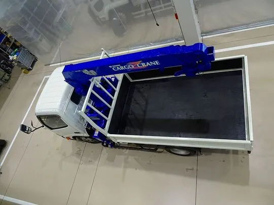 デュトロ 2t 4WD FJL 標準セミロング タダノ4段クレーン付