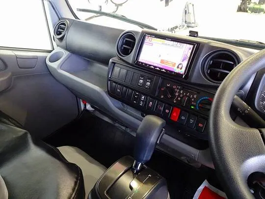 ダイナ 1.25t 4WD FJL Wタイヤ Wキャブ