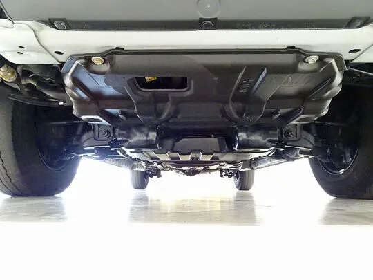 ハイエースバン DX 1t 4WD 中温冷凍車 3人乗り 4ドア