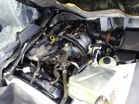 ボンゴトラック DX 1t 4ＷＤ ワイドロー Ｗタイヤ 平ボデー ガソリン