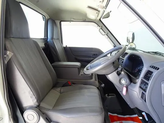 ボンゴトラック DX 1t 4ＷＤ ワイドロー Ｗタイヤ 平ボデー ガソリン