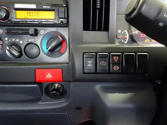 エルフ 2t 4WD FFL 強化ダンプ