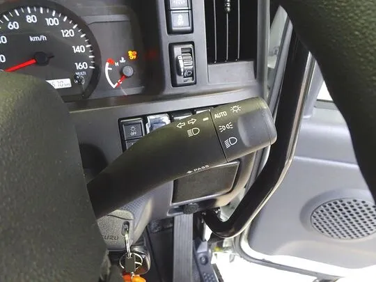 エルフ 2t 4WD FFL 強化ダンプ