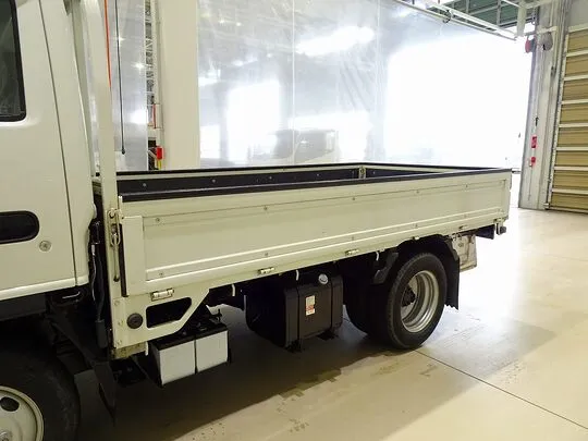 エルフ 1.55t 4WD FFL Wタイヤ 平ボデー