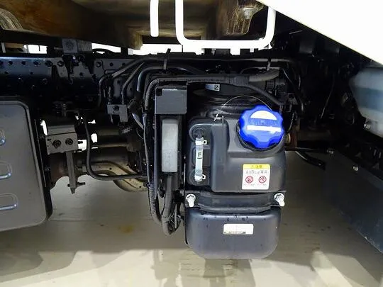 エルフ 1.55t 4WD FFL Wタイヤ 平ボデー
