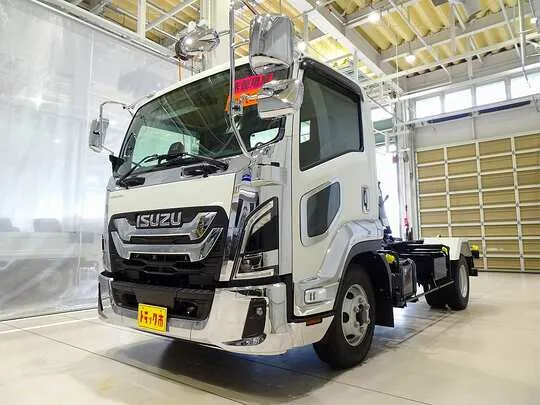フォワード 3.7t 標準ベッドレス アームロール 210ps 未使用車