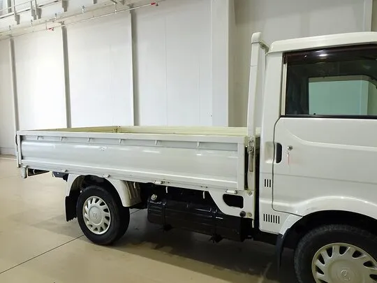 ボンゴトラック DX 1t 4ＷＤ Sタイヤ 平ボデー ガソリン