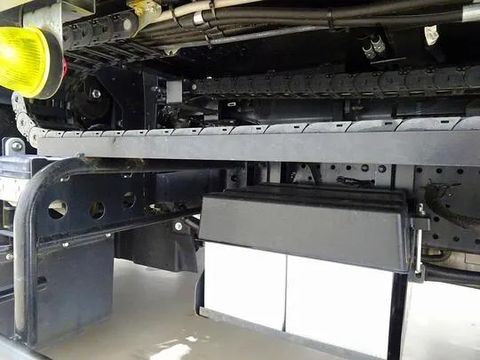 エルフ 2.95t FFL ワイド超ロング キャリアカー(車載)