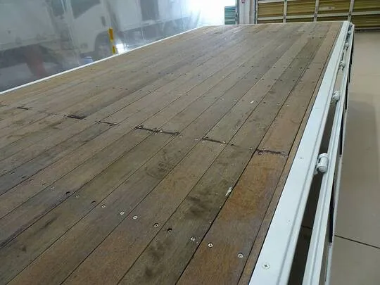 エルフ 4t 高床 ワイドロング 平ボデー