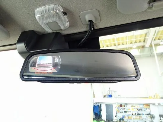 ダイナ 1.35t 4WD FJL Wタイヤ 垂直P/G付 未使用車