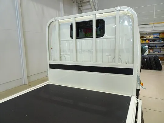 ダイナ 1.35t 4WD FJL Wタイヤ 垂直P/G付 未使用車