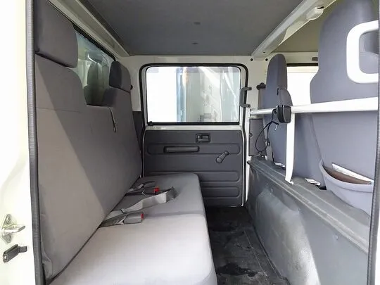 エルフ 2t FFL 標準 Wキャブ/垂直PG付 総重量5t未満