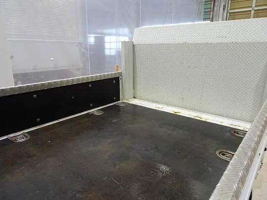 エルフ 2t FFL 標準 Wキャブ/垂直PG付 総重量5t未満