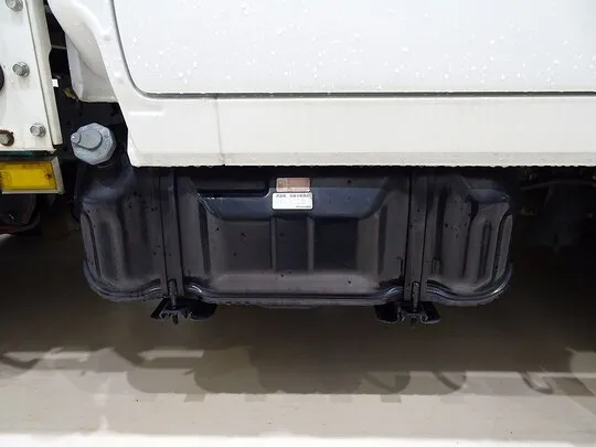 エルフ 2t FFL 標準 Wキャブ/垂直PG付 総重量5t未満