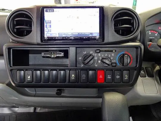 デュトロ 2t FJL 標準セミロング 平ボデー 総重量5t未満