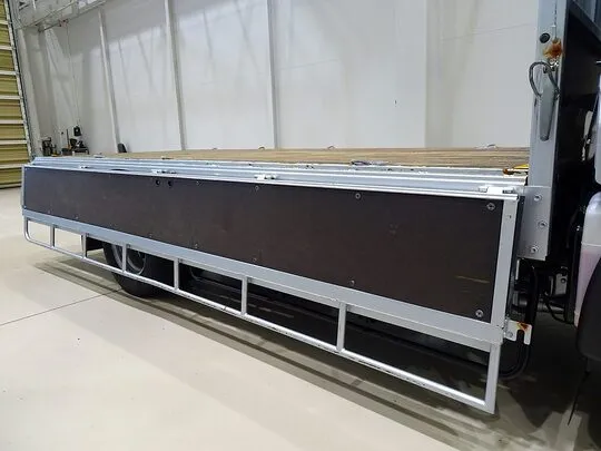 デュトロ 2t FJL 標準セミロング 平ボデー 総重量5t未満