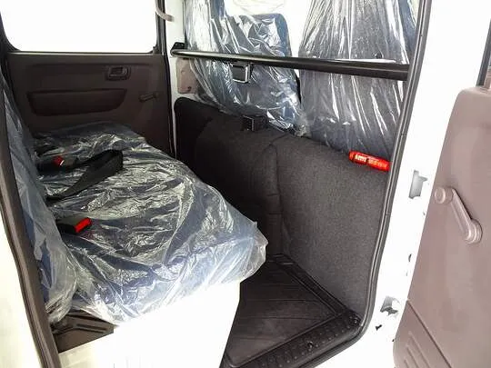 キャンター 2t 全低床 標準 Wキャブ/垂直PG付 未使用車