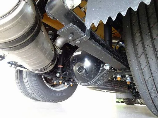 キャンター 2t 全低床 標準 Wキャブ/垂直PG付 未使用車