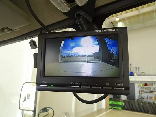 デュトロ 3t 4WD FJL 標準ロング タダノ4段クレーン付