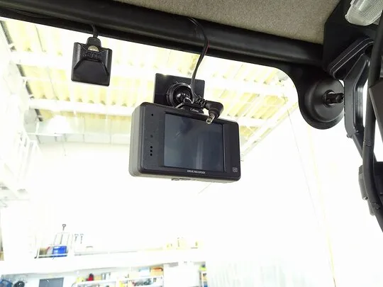 デュトロ 3t 4WD FJL 標準ロング タダノ4段クレーン付