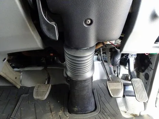 デュトロ 3t 4WD FJL 標準ロング タダノ4段クレーン付